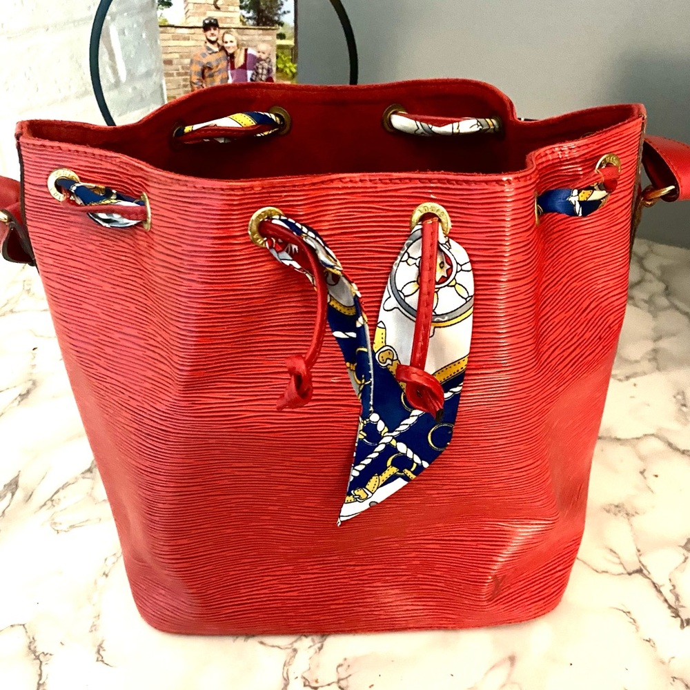 Barely used authentic LV Shoulder bag